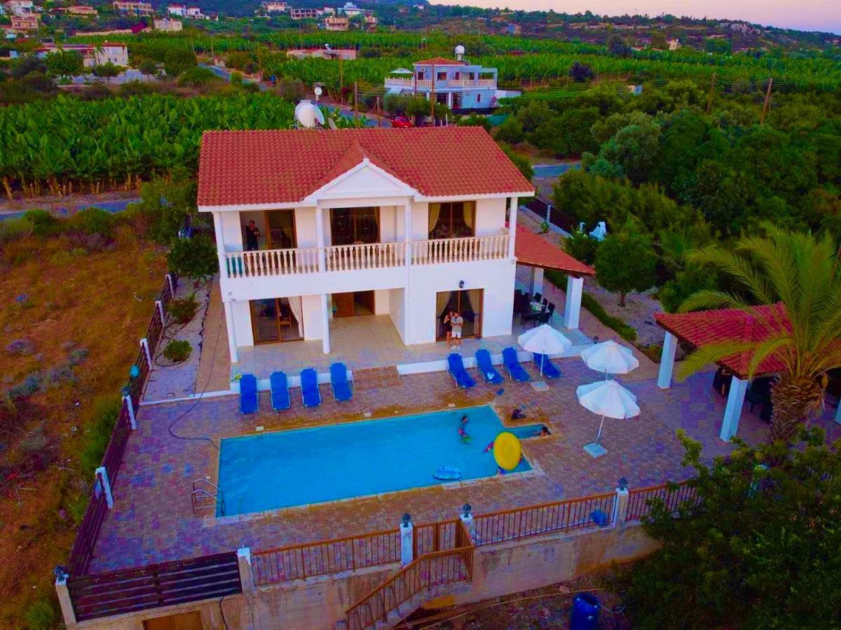 Villa Lambriana Пея Екстериор снимка