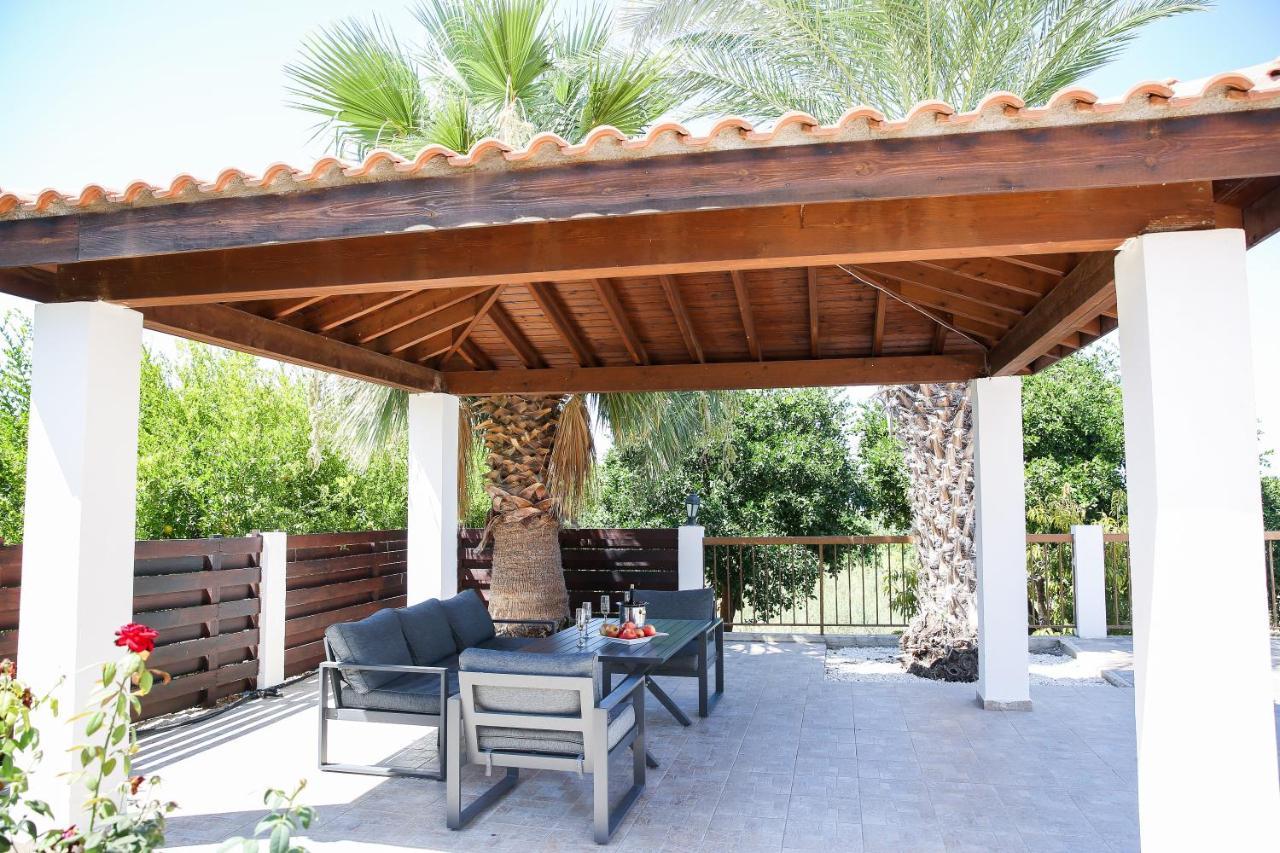 Villa Lambriana Пея Екстериор снимка