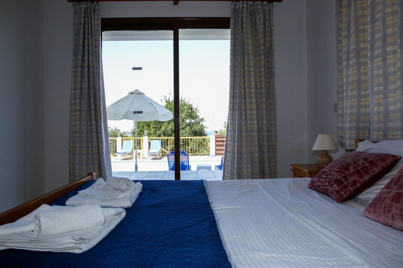 Villa Lambriana Пея Екстериор снимка