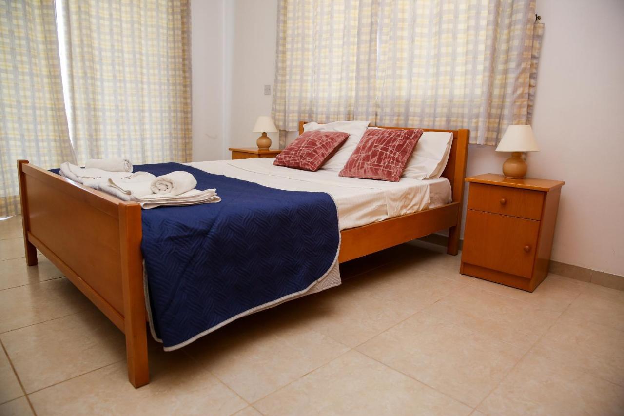 Villa Lambriana Пея Екстериор снимка