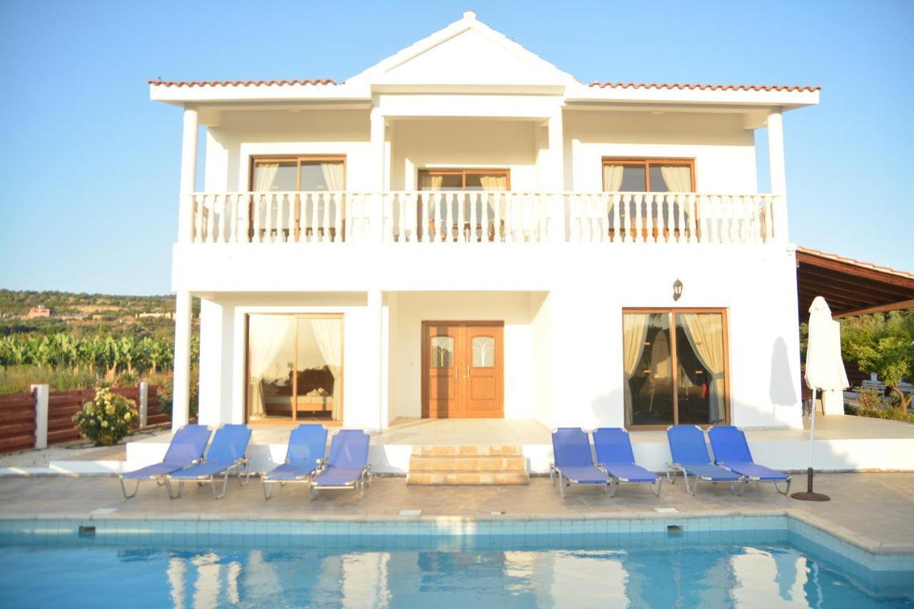 Villa Lambriana Пея Екстериор снимка